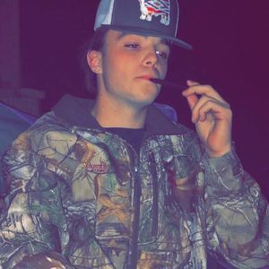 Meet your Posher, Zachary